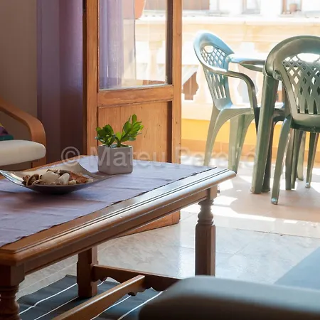 Charmante In Son Baulo Mit Grill By Interhome